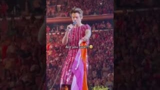 Harry Styles Helps Lesbian Come Out 🥺😭 Follow for Gay News 🏳️‍🌈 #gaynews