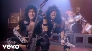 Kiss – Heaven's On Fire
