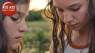 LGBT short film on a girl falling in love with her best friend | "Molt" – by Nathalie Álvarez Mesén