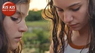 LGBT short film on a girl falling in love with her best friend | "Molt" – by Nathalie Álvarez Mesén