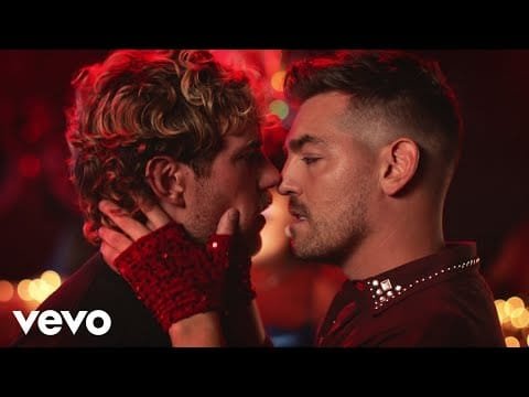 Matt Rogers – Also It's Christmas