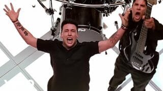 Papa Roach – Last Resort (Squeaky Clean Version) (Official Music Video)