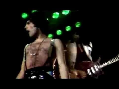 Queen – Fat Bottomed Girls (Official Video)
