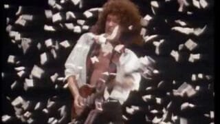 Queen – The Show Must Go On (Official Video)