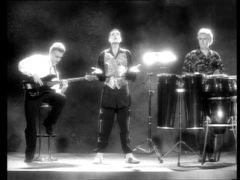 Queen – These Are The Days Of Our Lives (Official Video)