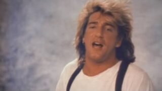 Rod Stewart – My Heart Can't Tell Me No (Official Video)