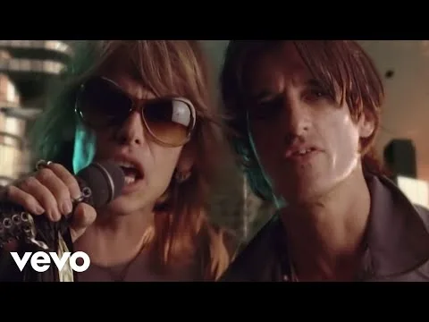 Aerosmith – Fly Away From Here