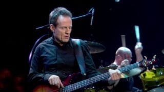 Led Zeppelin – Ramble On (Live at the O2 Arena 2007) [Official Video]